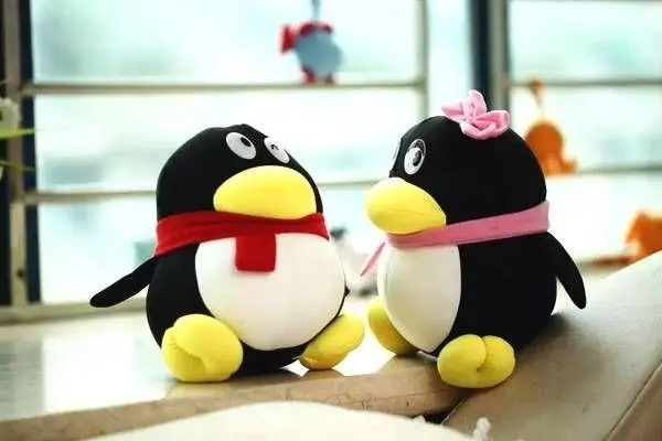 我要在交易猫这个平台买个QQ号，卖家只是绑定了手机，客服会帮我换绑手机，问一下卖家可能把账号找回吗?